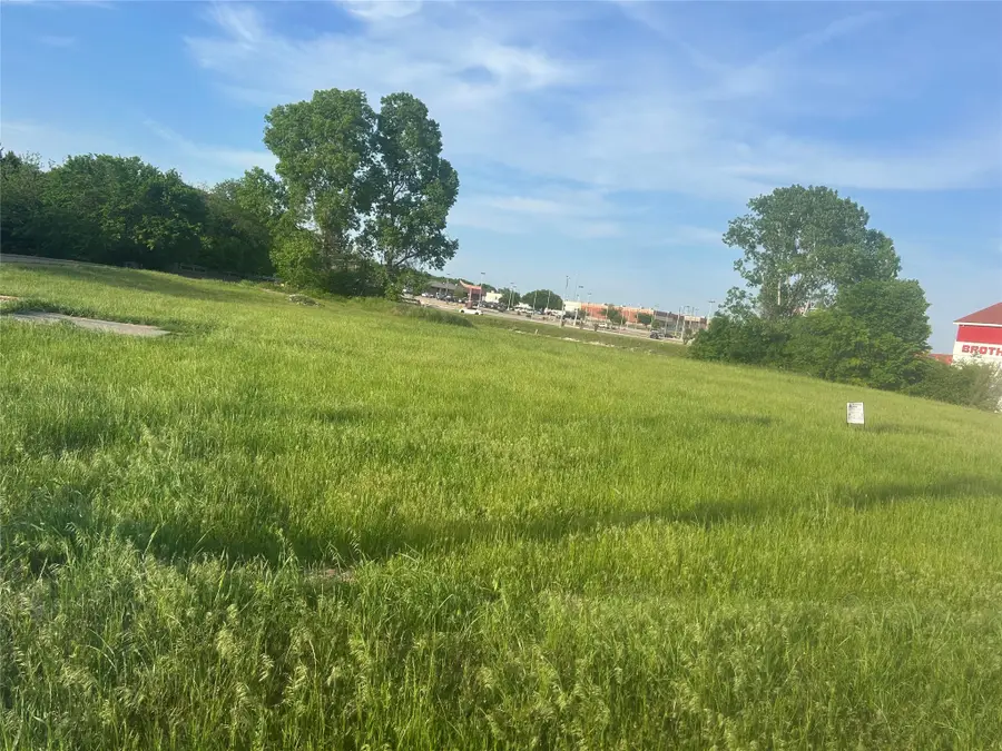 415 W Ledbetter Drive, Dallas, TX 75224 - Image #2