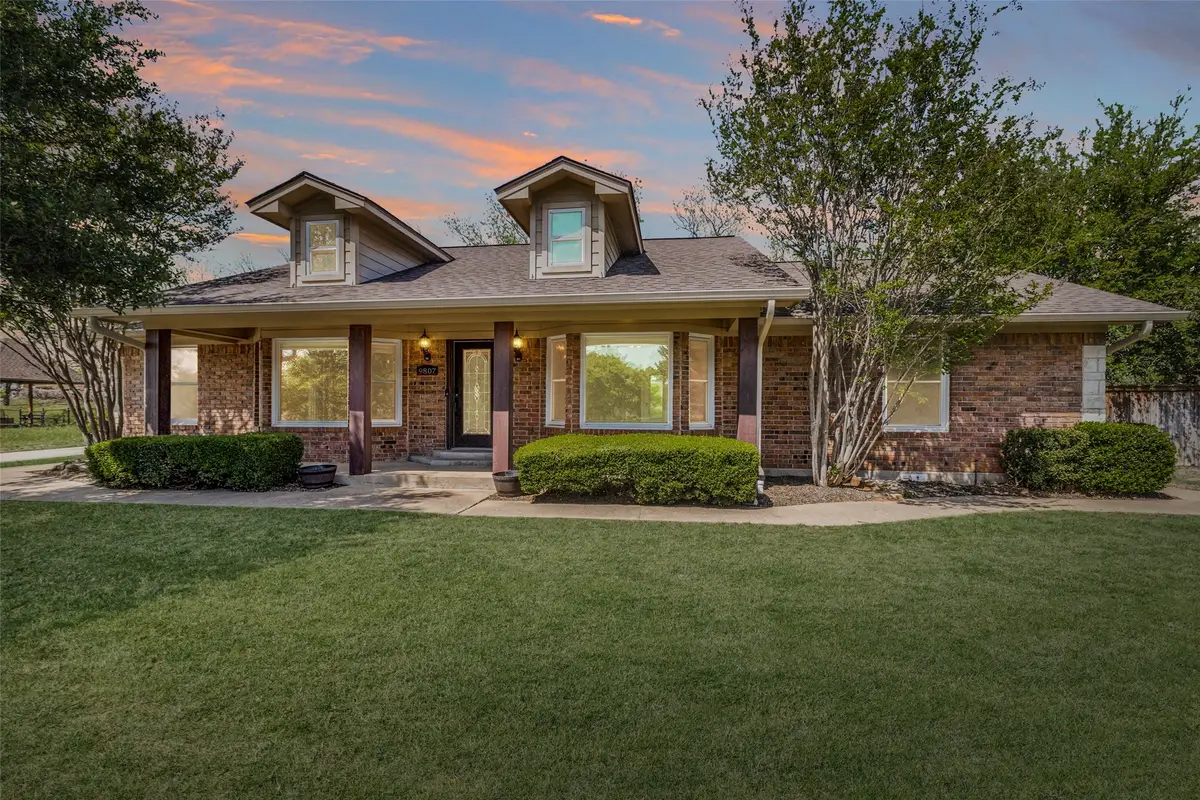 9807 Ravenswood Road, Granbury, TX 76049 - Image #1