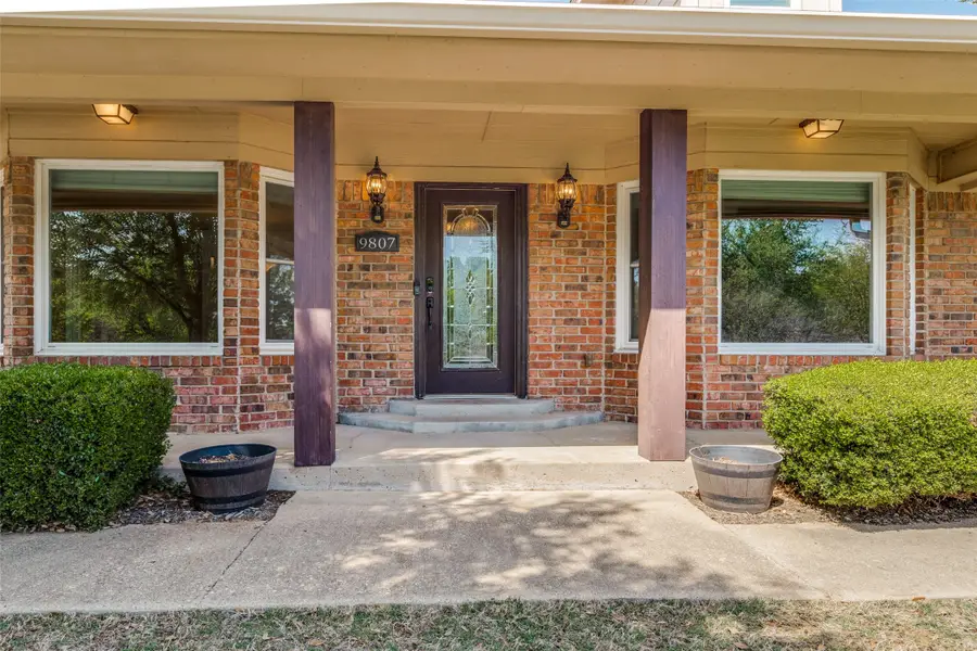 9807 Ravenswood Road, Granbury, TX 76049 - Image #2