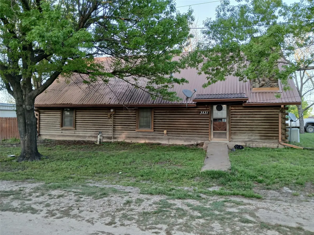 3531 Ennis Avenue, Bardwell, TX 75101 - Image #1