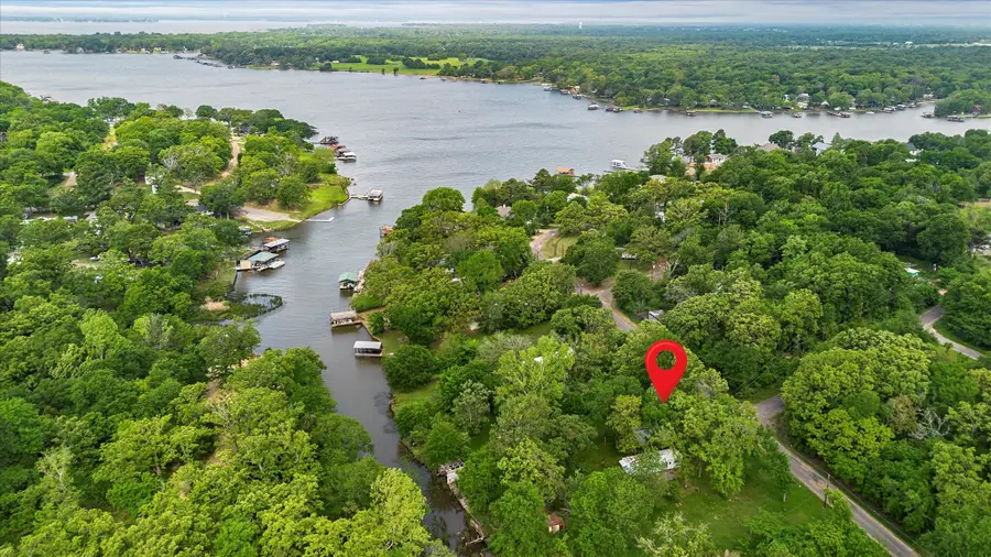 206 Oak Hills Drive, Mabank, TX 75156 - Image #2