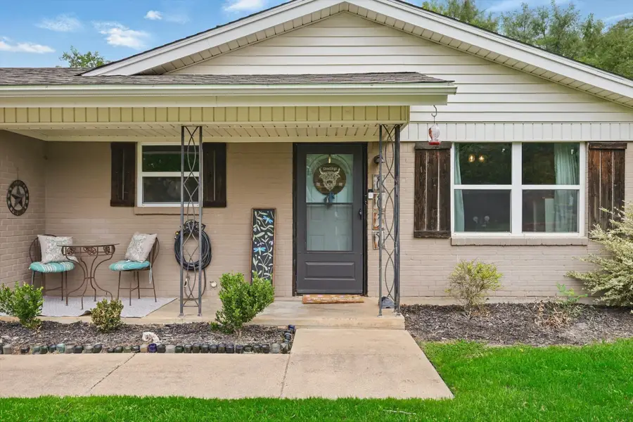 8832 Kate Street, White Settlement, TX 76108 - Image #2