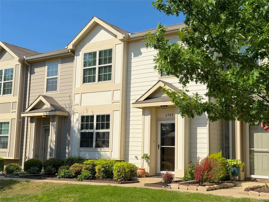 6948 Carrington Lane, Fort Worth, TX 76137 - Image #2