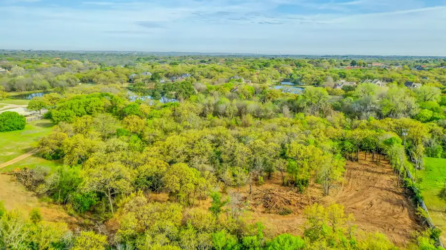 6 Delano Court, Dalworthington Gardens, TX 76016 - Image #3