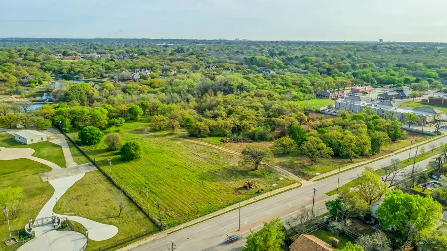 10 Delano Court, Dalworthington Gardens, TX 76016 - Image #2