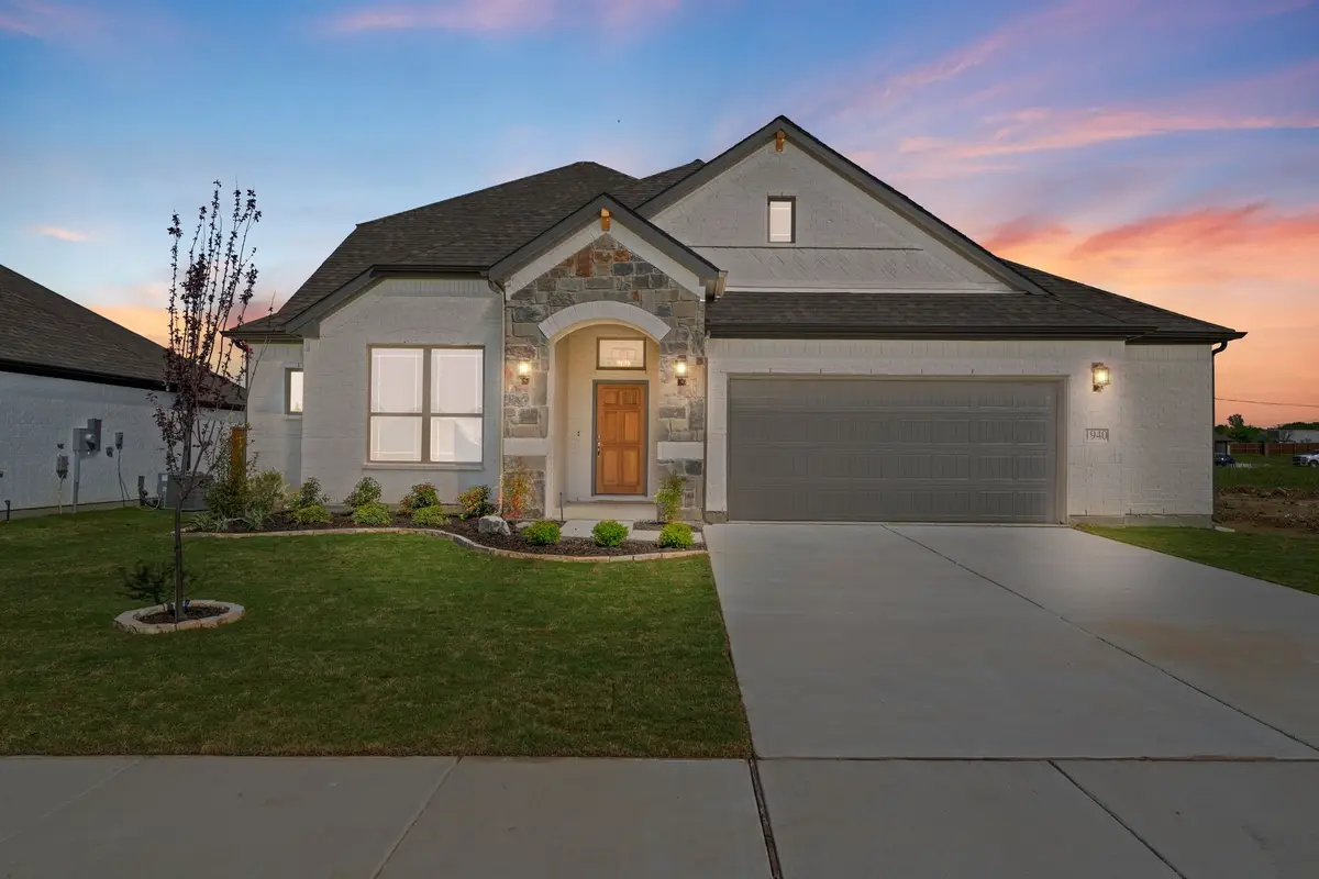 1940 Nightfall Drive, Venus, TX 76084 - Image #1