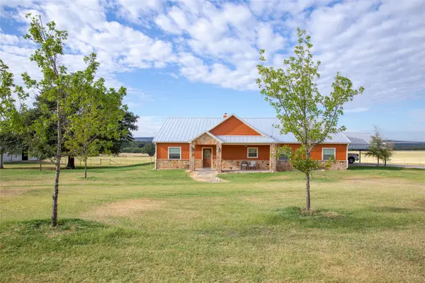 505 County Road 121, Stephenville, TX 76401