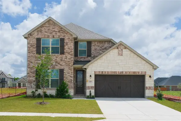 2233 Valencia Drive, Little Elm, TX 75068