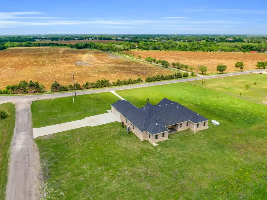 350 Farrar Road, Waxahachie, TX 75165 - Image #3