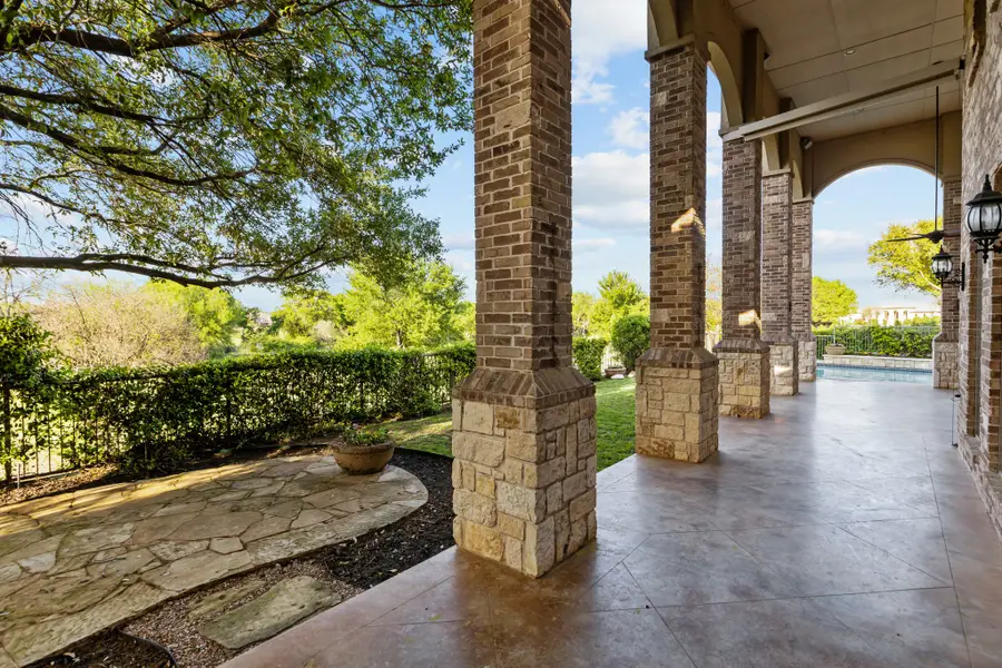 1019 Walnut Falls Circle, Mansfield, TX 76063 - Image #2