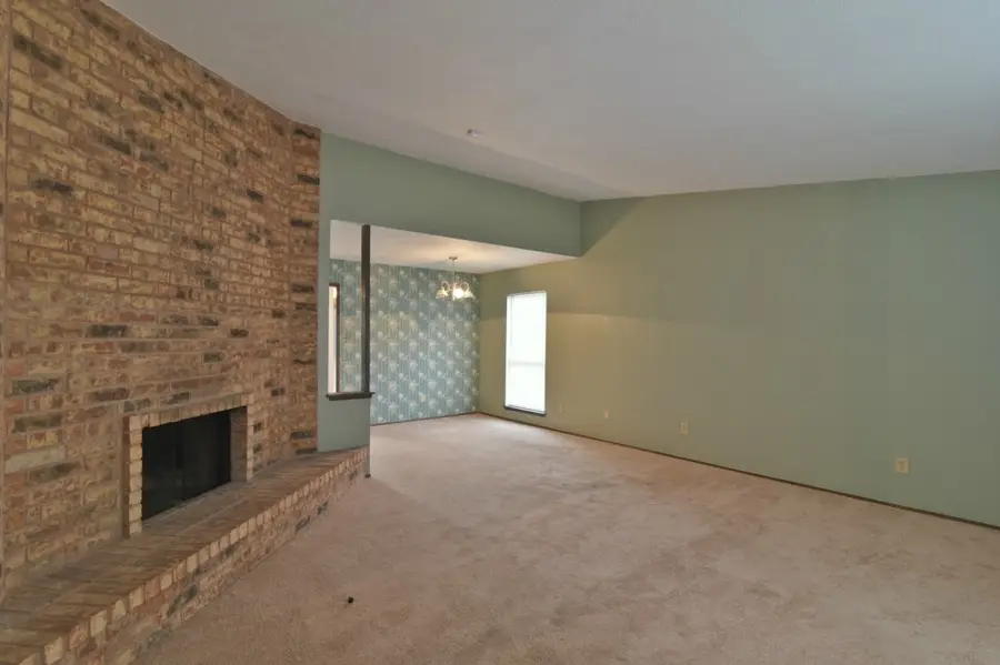 809 Levelland Drive, Arlington, TX 76017 - Image #3