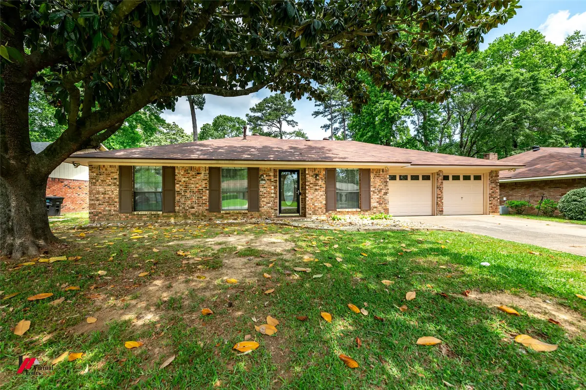 8615 Hollow Bluff Drive, Haughton, LA 71037 - Image #1