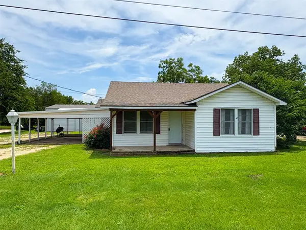 6564 Lone Star Parkway N, Crawford, TX 76638