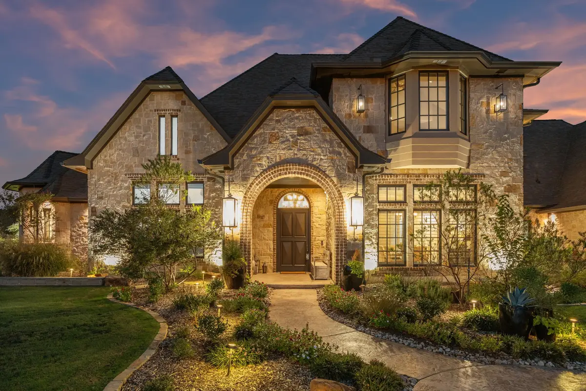 1219 Paddock Court, Bartonville, TX 76226 - Image #1