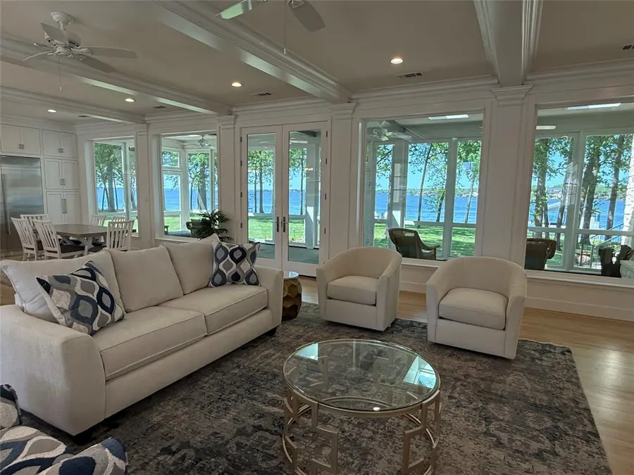 127 Hilton Head Island Drive, Mabank, TX 75156 - Image #3