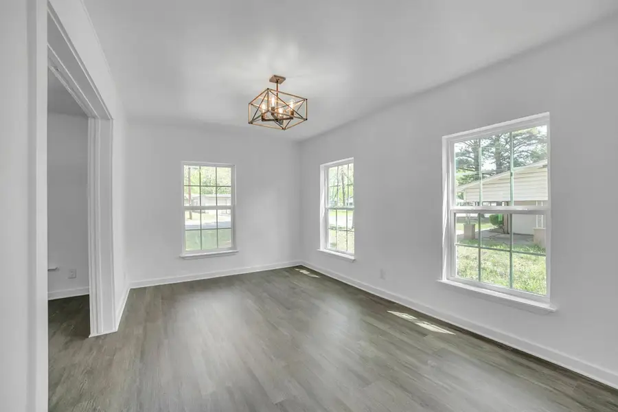 2126 Cedar Street, Paris, TX 75460 - Image #2