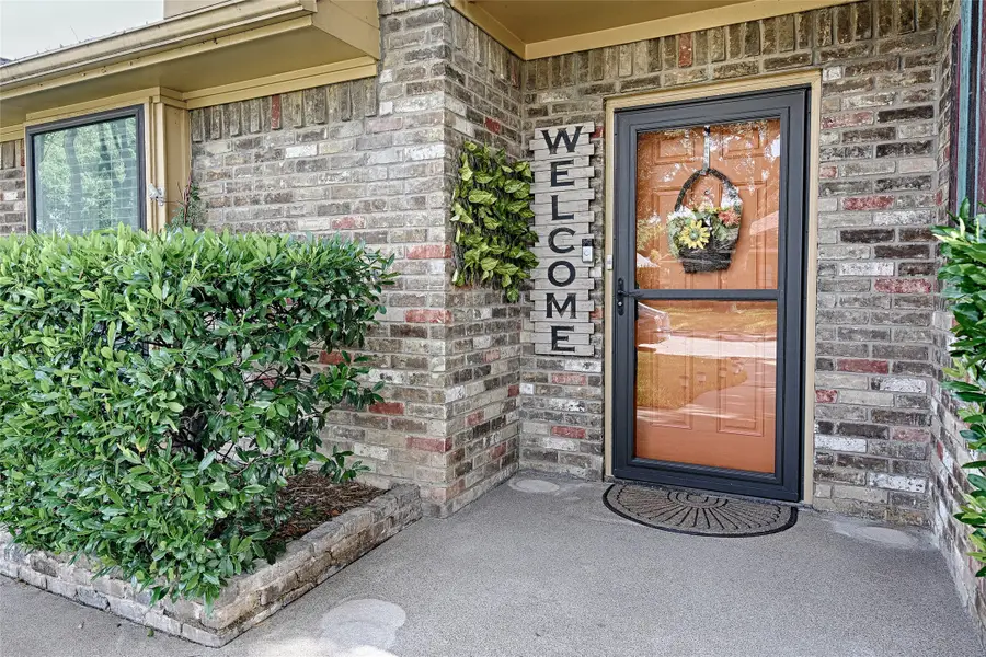 9727 Amberley Drive, Dallas, TX 75243 - Image #3