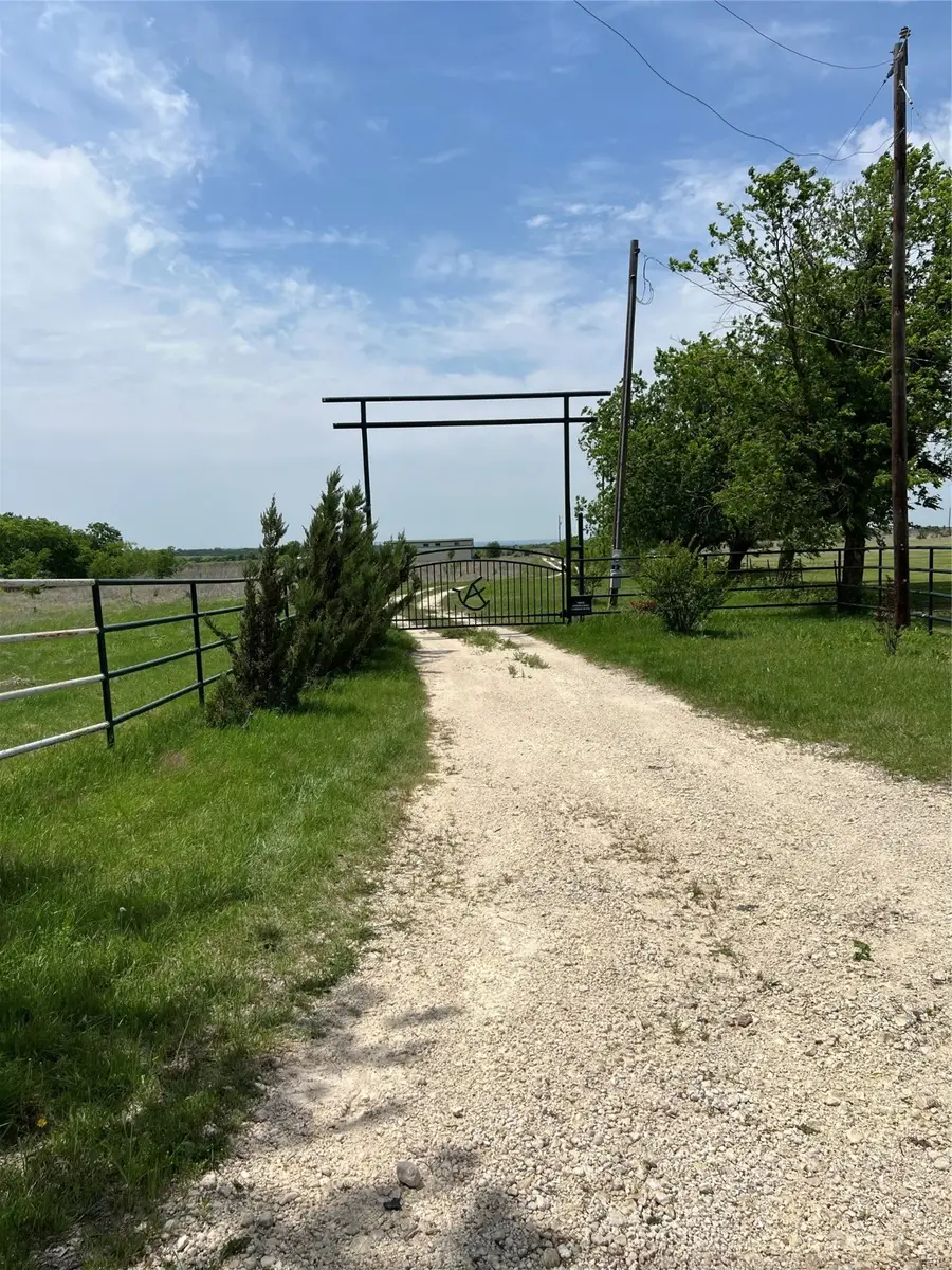 7445 County Road 1232, Godley, TX 76044 - Image #2