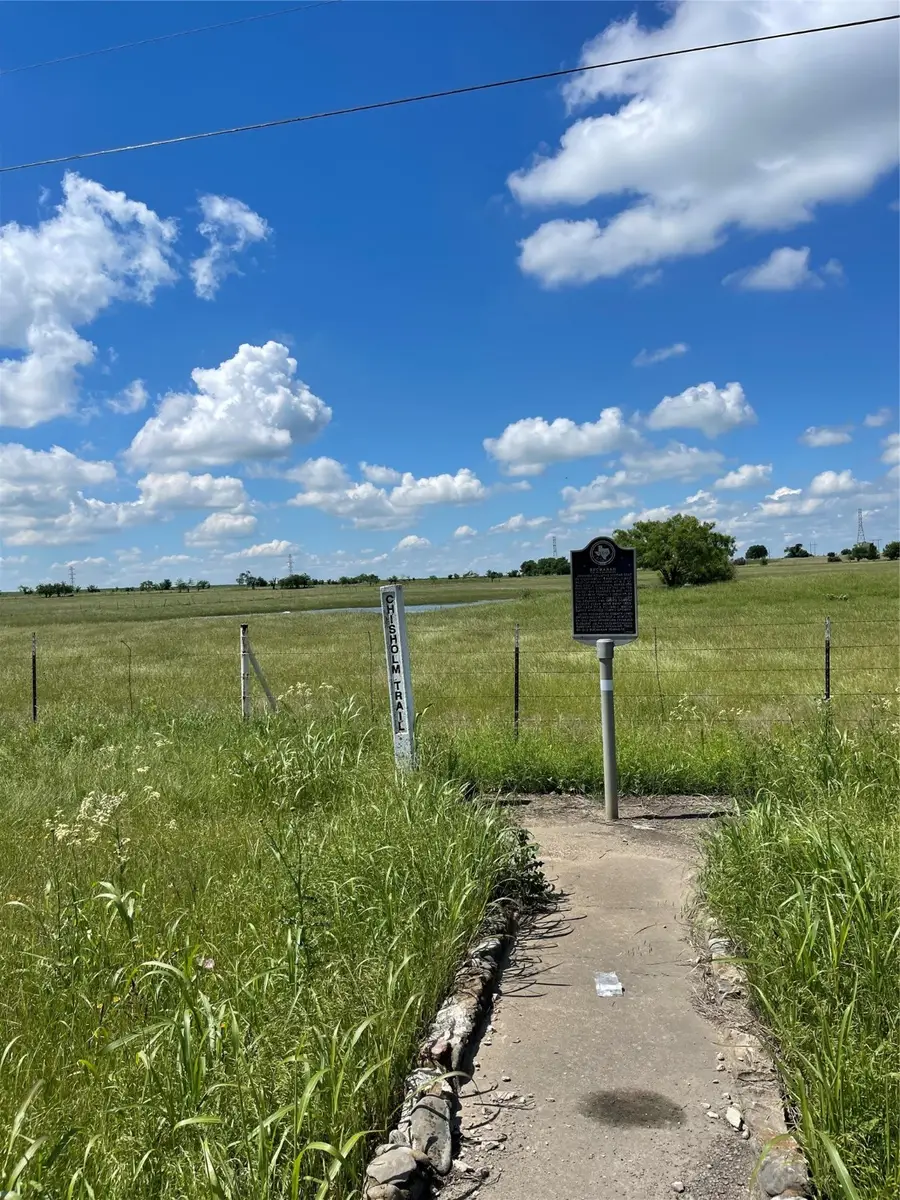 4063 Weatherford Highway, Cleburne, TX 76033 - Image #3