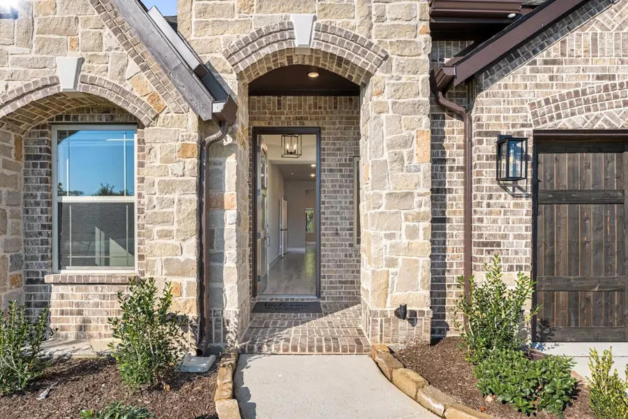 2403 Amelia Lane, Mansfield, TX 76063 - Image #3