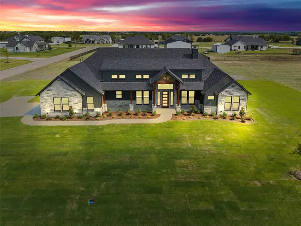 4820 Sasha Way, Caddo Mills, TX 75135