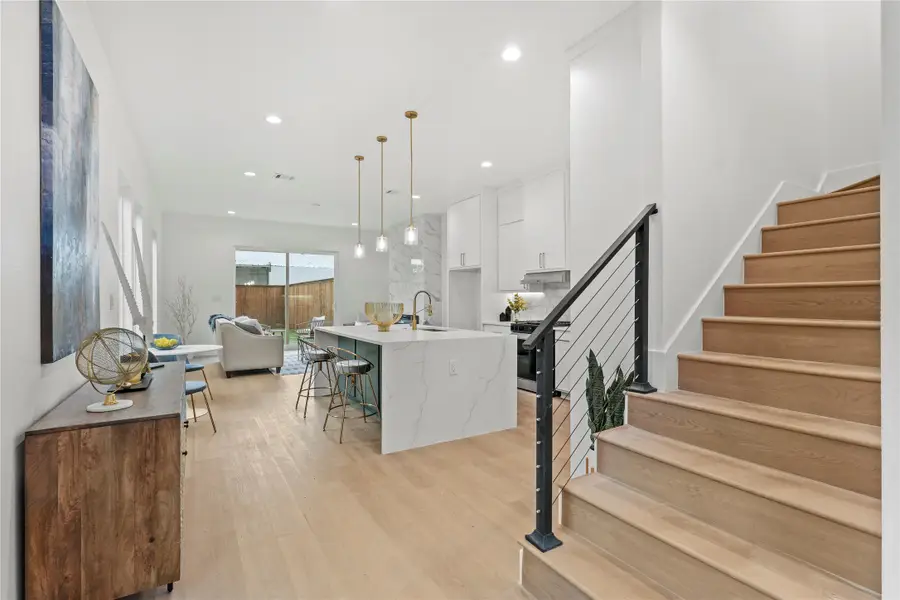 219 S Henderson Avenue, Dallas, TX 75214 - Image #2