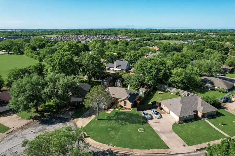204 Tanglewood Lane, Waxahachie, TX 75165 - Image #3