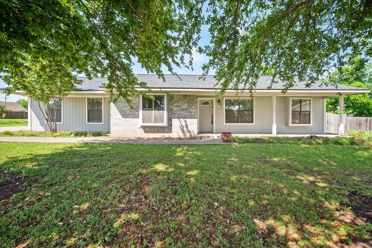 505 Oak Lake, Lake Dallas, TX 75065 - Image #1