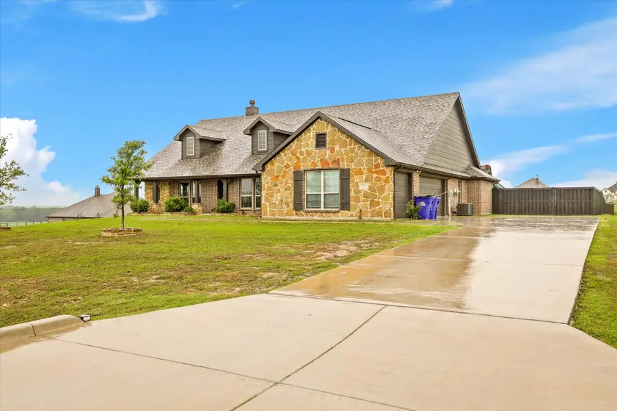 7401 Green Mesa Road, Ponder, TX 76259 - Image #2