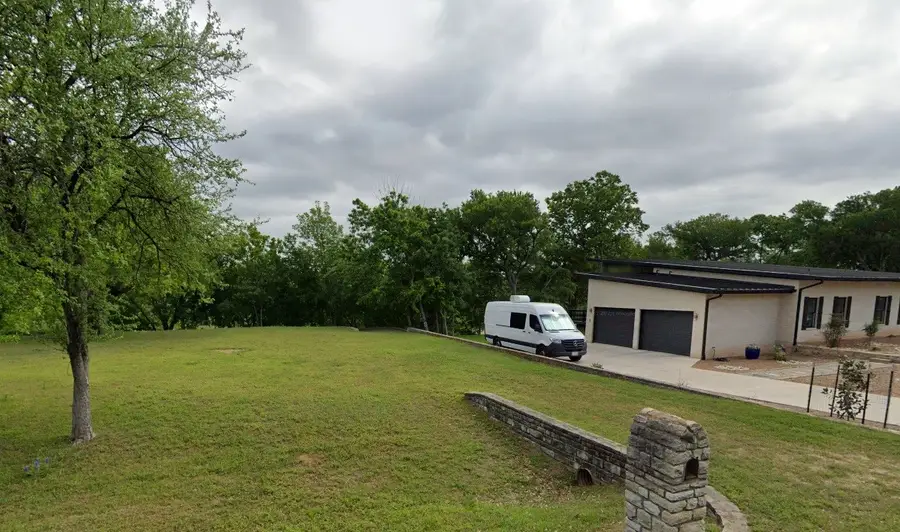 7818 Ravenswood Road, Granbury, TX 76049 - Image #3