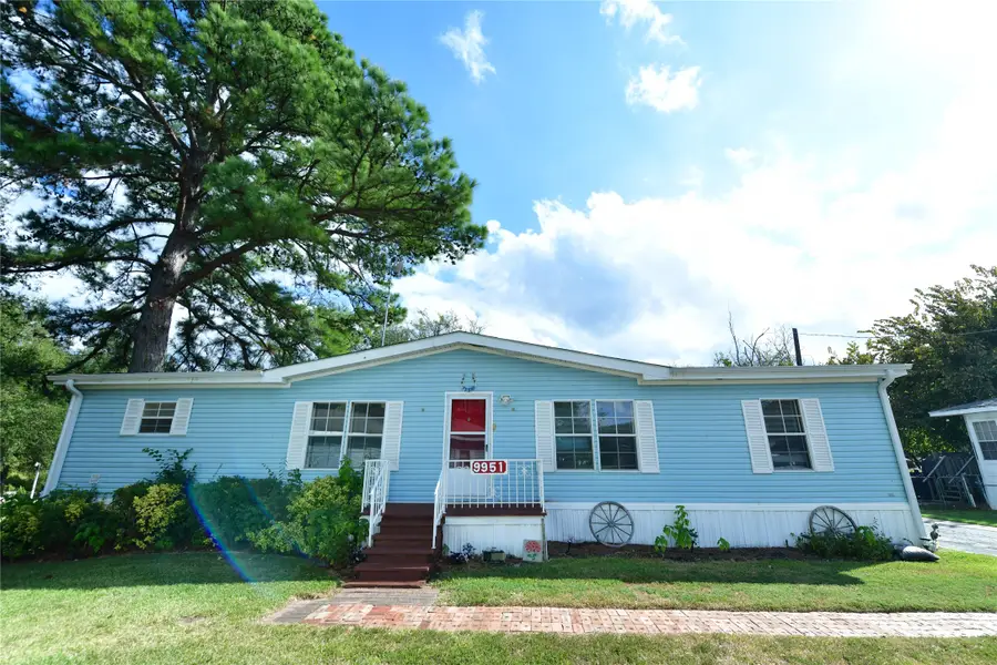 9951 John Flowers Road, Wills Point, TX 75169 - Image #2