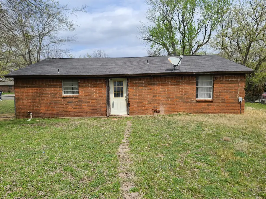 107 Hall Street, Weatherford, TX 76088 - Image #2
