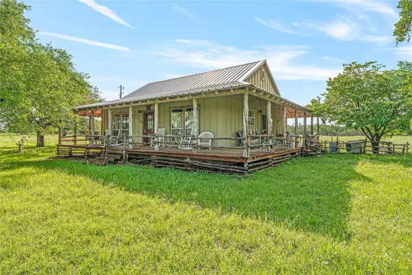 1333 Private Road 2120, Meridian, TX 76665