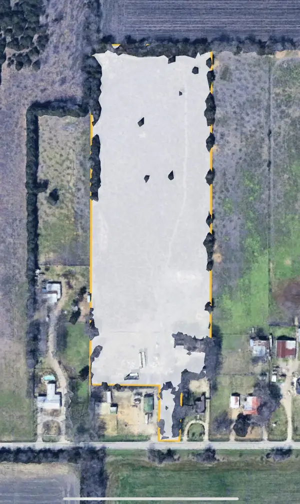 2781 Bear Creek Road, Lancaster, TX 75146