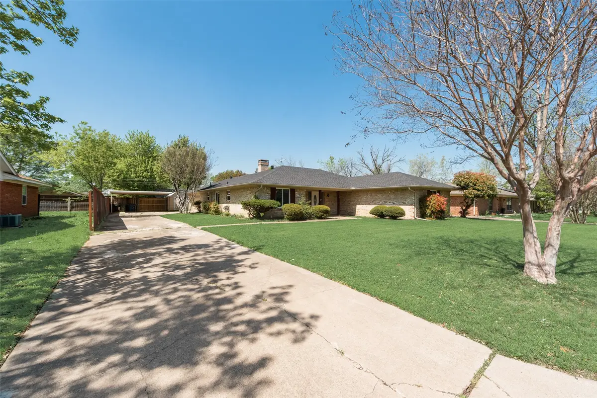 219 Hillcrest Street, Sanger, TX 76266 - Image #1