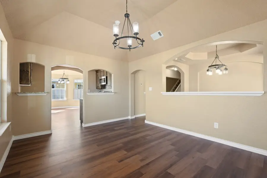 1103 Chase Avenue, Cleburne, TX 76031 - Image #3