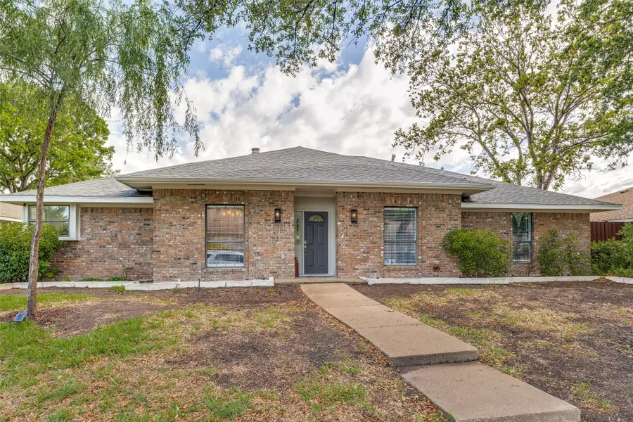 2221 Cliffside Drive, Plano, TX 75023 - Image #2