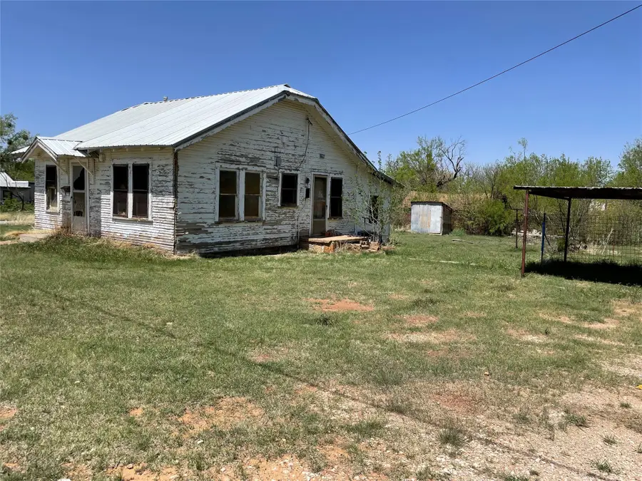 816 W Elliott Street, Breckenridge, TX 76424 - Image #3