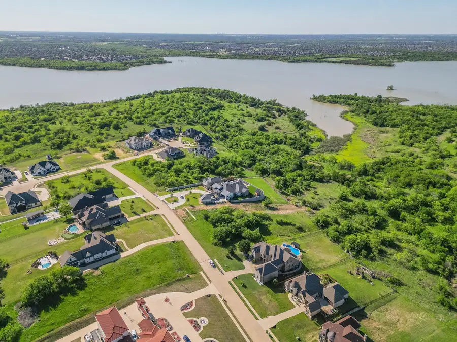 3248 Koscher Drive, Grand Prairie, TX 75104 - Image #2