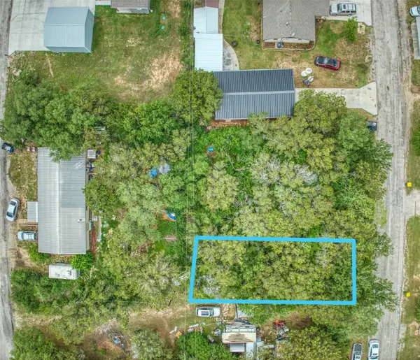 2721 Walnut Street, Granbury, TX 76048