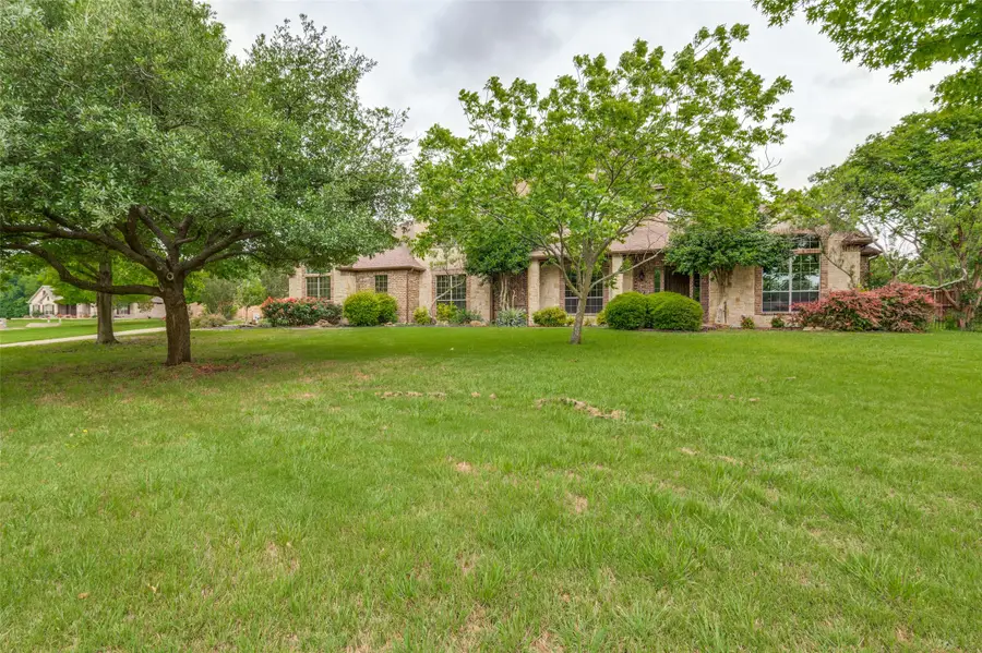 3601 Plum Creek Court, Midlothian, TX 76065 - Image #3