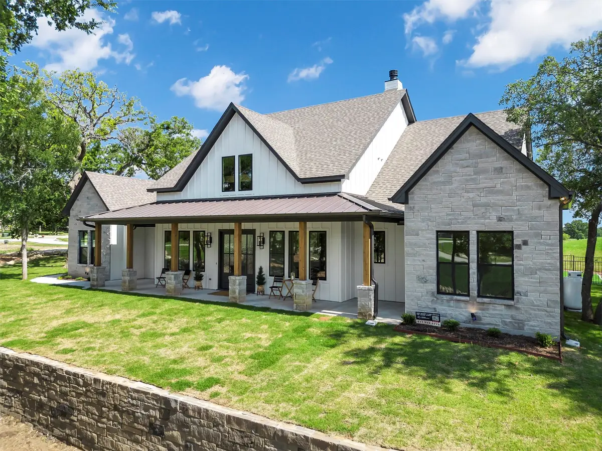 9001 Emma Court, Granbury, TX 76049 - Image #1