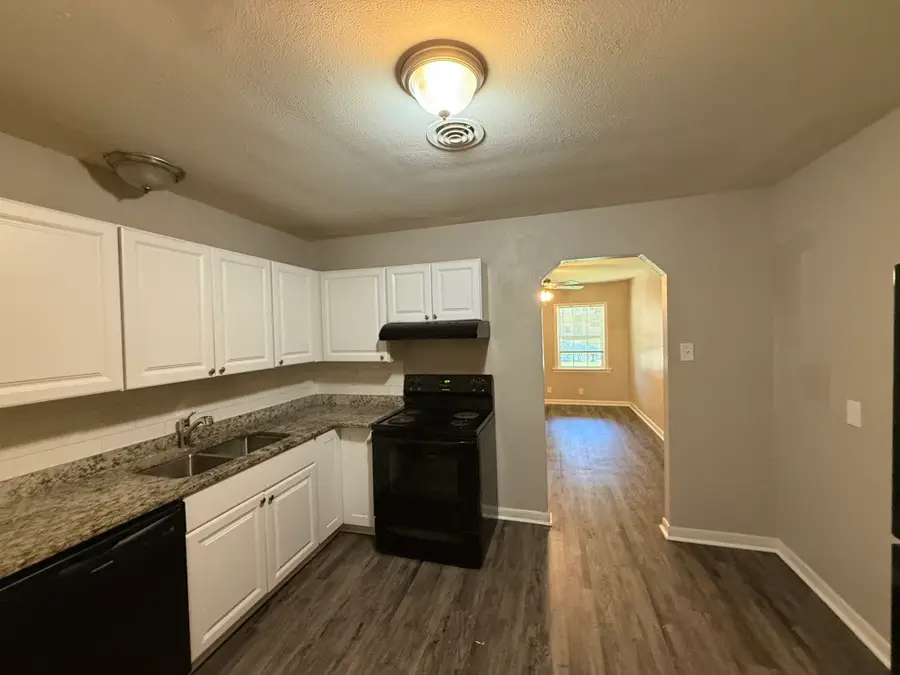 2506 Normont Circle, Fort Worth, TX 76103 - Image #3