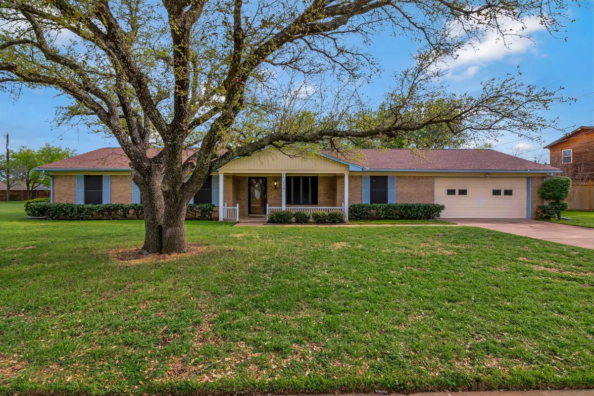 319 Allen Drive, Justin, TX 76247 - Image #1