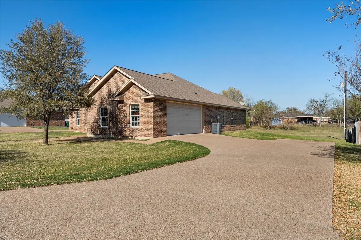 516 Celeste Drive, Robinson, TX 76706 - Image #1