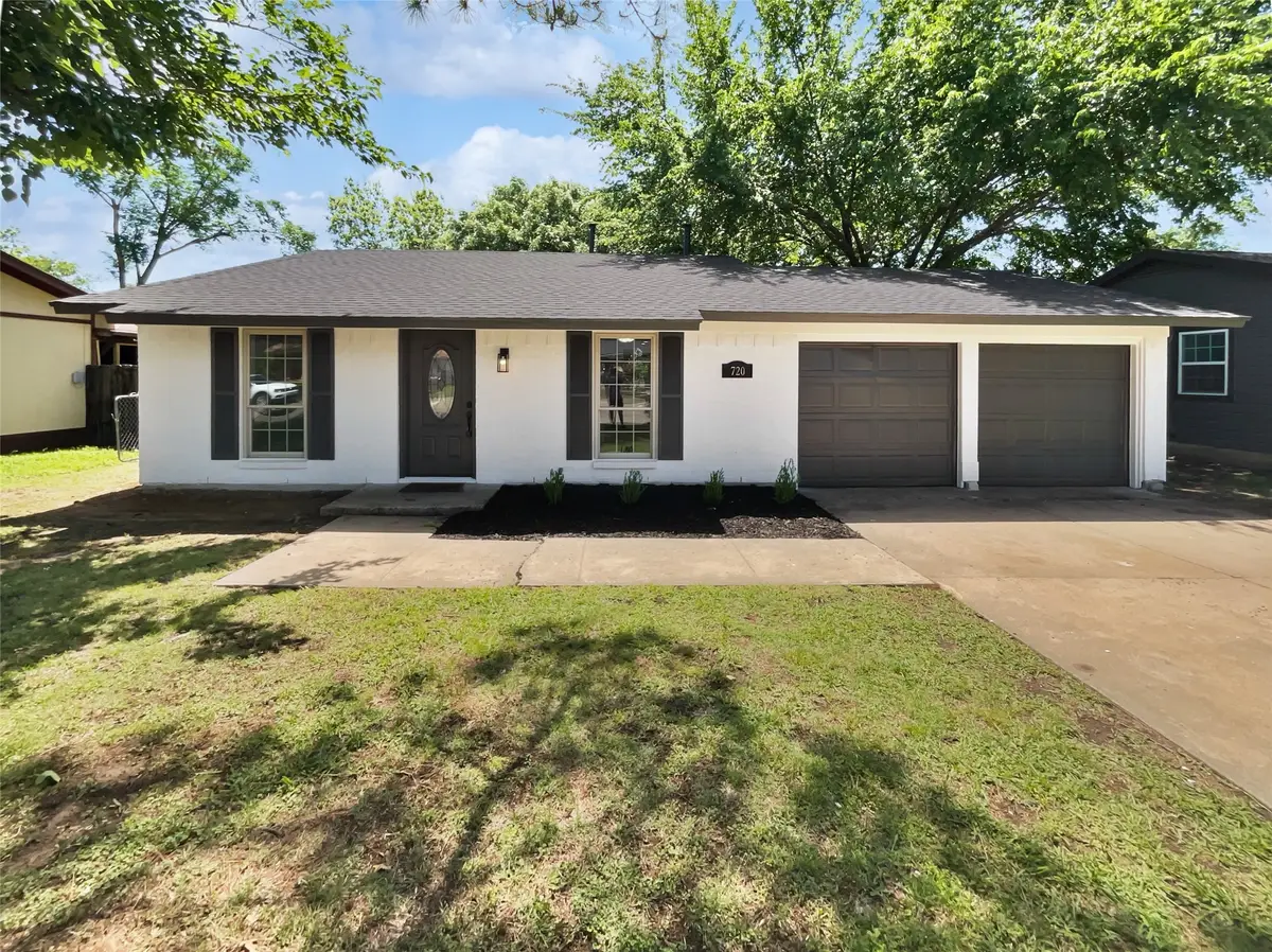 720 Tanglewood Drive, Hurst, TX 76053 - Image #1