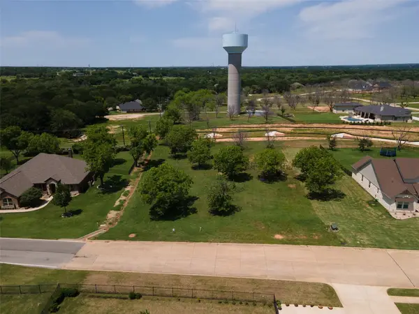 6512 Pinehurst Drive, Granbury, TX 76049