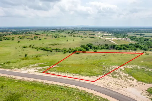 3008 Lucky Pepper Drive, Granbury, TX 76035