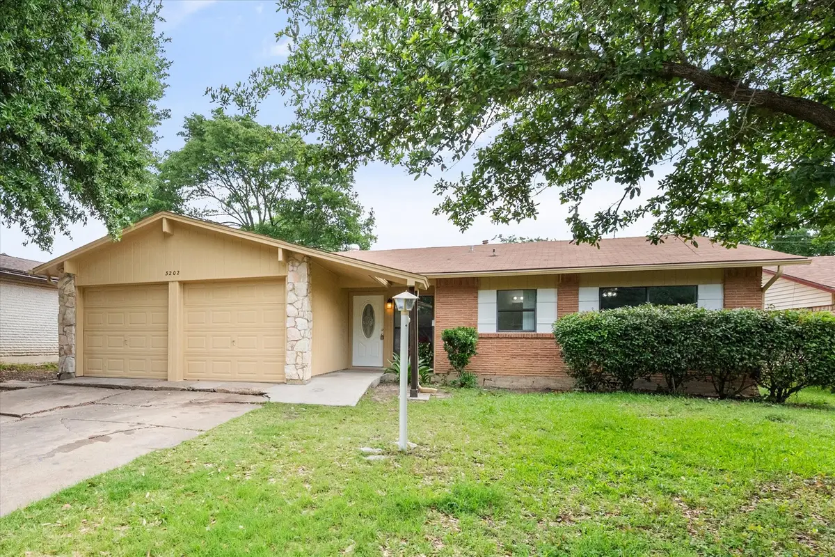 3202 Parker Street, Irving, TX 75062 - Image #1