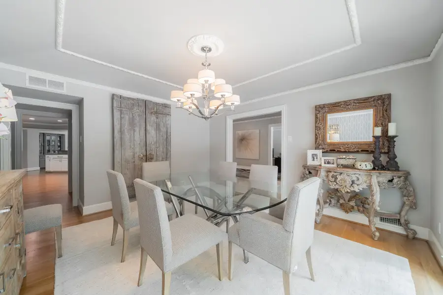 7031 Chipperton Drive, Dallas, TX 75225 - Image #2